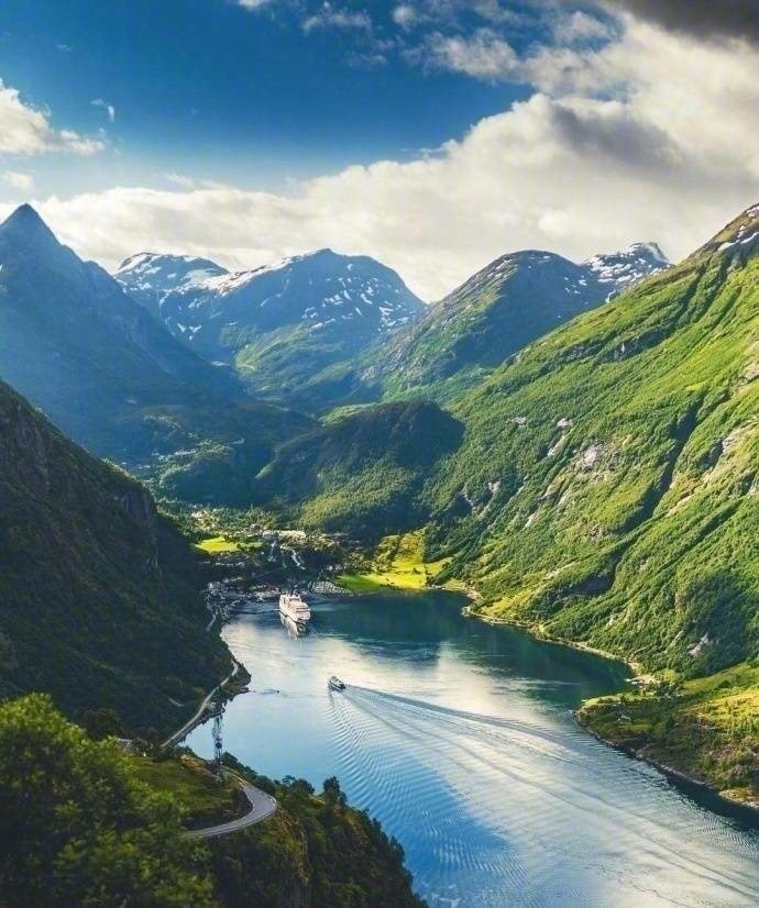 点击大图看下一张：挪威峡湾 ​​​，纯净，美丽，适合冒险