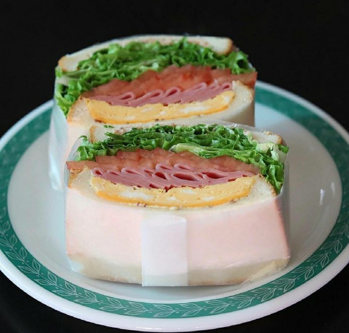 点击大图看下一张：还是能吃好看的三明治更得我心鸭