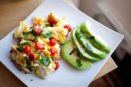 点击大图看下一张：健康营养蔬果早餐
