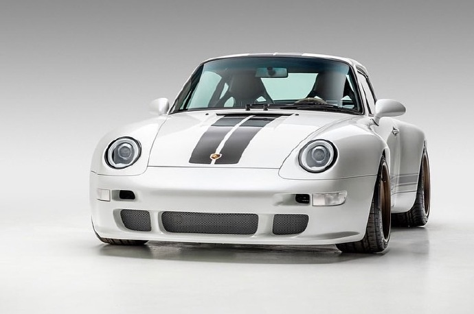 点击大图看下一张：一组帅气白色的Porsche 993 ​​​​图片欣赏