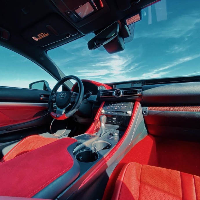 点击大图看下一张：一组非常酷的Lexus RC F 图片欣赏