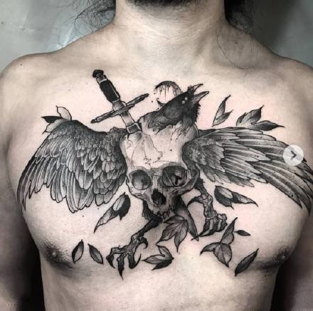 点击大图看下一张：一组暗黑霸气的欧美男生纹身图案欣赏
