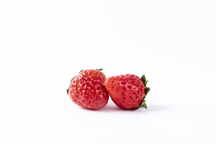 点击大图看下一张：新鲜爽口水分足的草莓图片