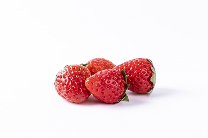 点击大图看下一张：新鲜爽口水分足的草莓图片