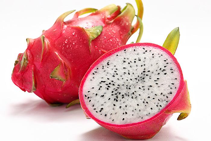点击大图看下一张：火龙果是一种低能量、高纤维的水果