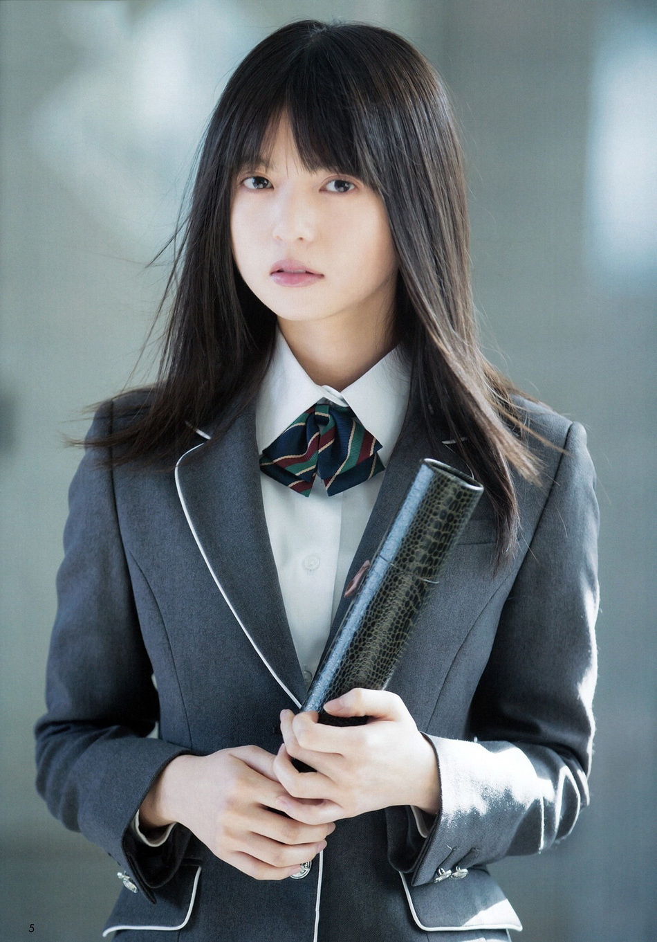 点击大图看下一张：日本少女斋藤飞鸟制服写真图片