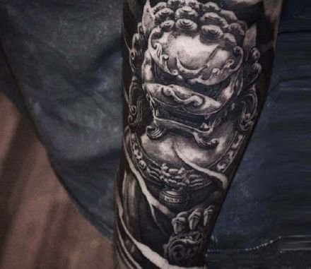 点击大图看下一张：唐狮子纹身-9款狮子与麒麟结合产生的唐狮纹身图案