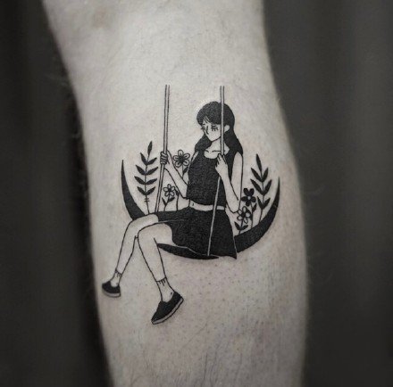 点击大图看下一张：黑白色月亮和小清新女郎的一组创意纹身小图