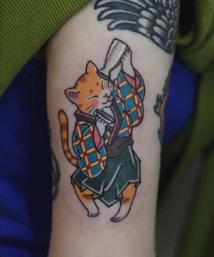 点击大图看下一张：日式猫刺青 有趣的日式9款刺青大猫纹身图片