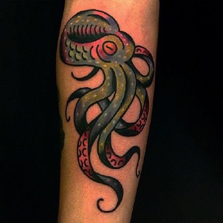 点击大图看下一张：海洋动物海螺水母章鱼等old school动物纹身图片