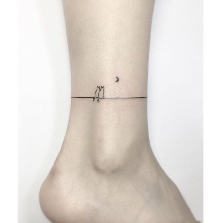 点击大图看下一张：脚踝极简纹身 15款脚踝处的小清新简单小纹身图片
