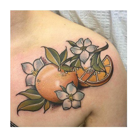 点击大图看下一张：水果主题的9款西瓜桃子等纹身图片