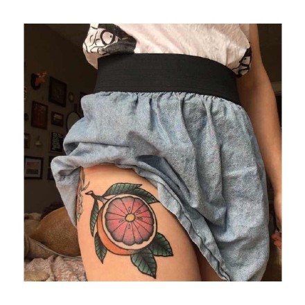 点击大图看下一张：水果主题的9款西瓜桃子等纹身图片