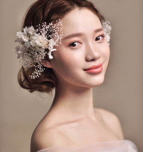 点击大图看下一张：一组美丽仙气的新娘发型图片
