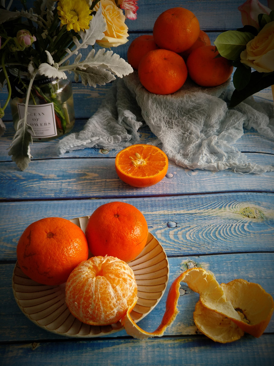 点击大图看下一张：一组皮薄肉甜的柑橘图片欣赏