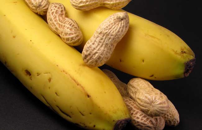 点击大图看下一张：果香四溢的香蕉图片