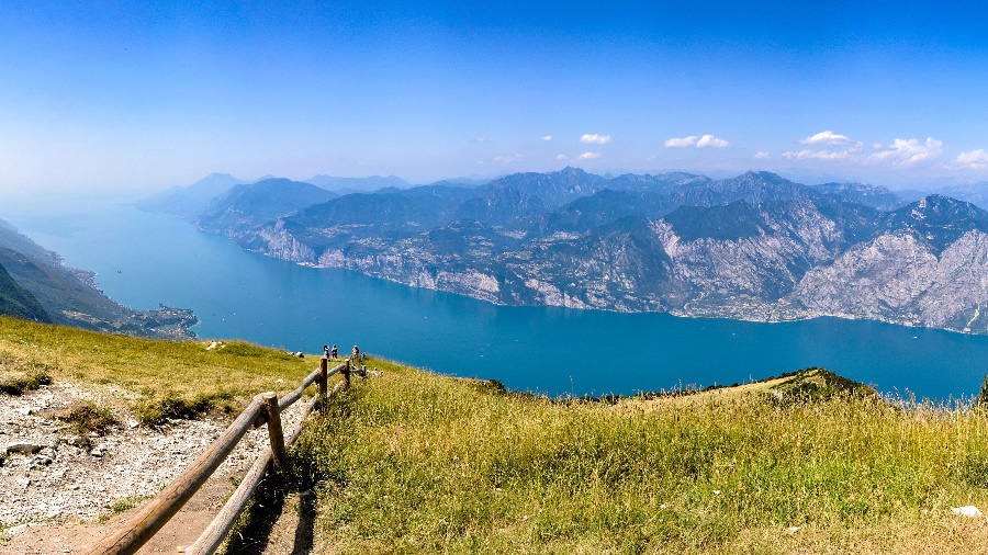 点击大图看下一张：意大利加尔达湖图片欣赏
