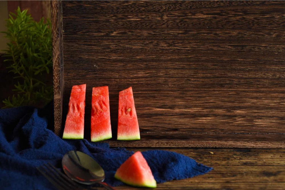 点击大图看下一张：一组皮薄甘甜的大西瓜图片