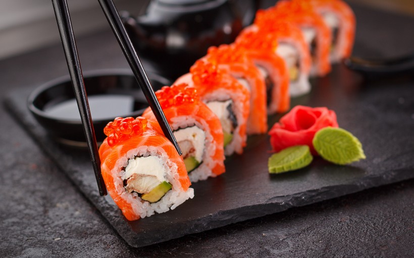 点击大图看下一张：各式各样美味又好看的寿司图片