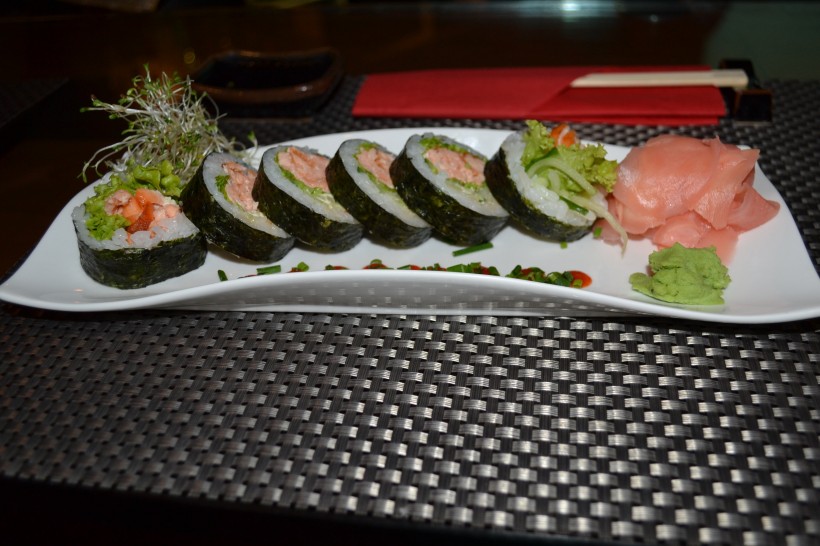 点击大图看下一张：各式各样美味又好看的寿司图片