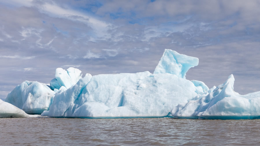 点击大图看下一张：一组极寒冰川高清图片