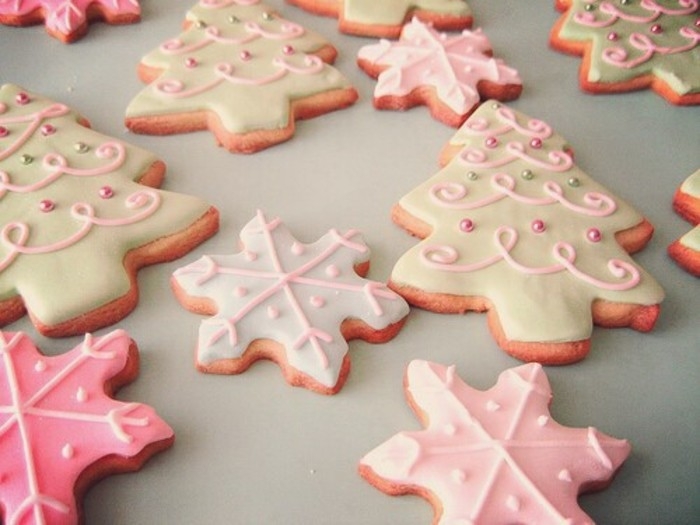 点击大图看下一张：圣诞节各种糖霜饼干图片
