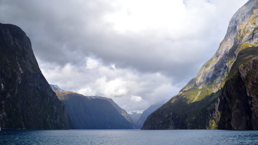 点击大图看下一张：新西兰南岛风景图片欣赏