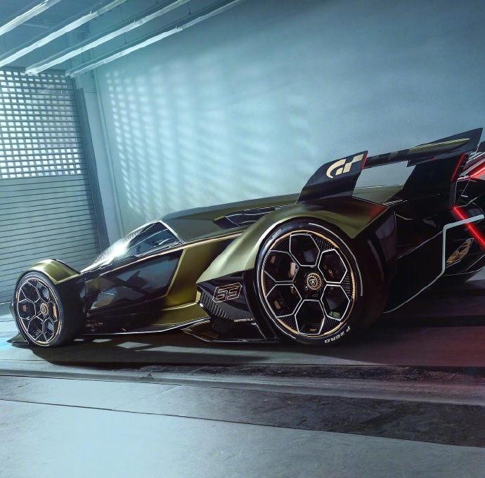 点击大图看下一张：兰博基尼V12 Vision Gran Turismo亮相
