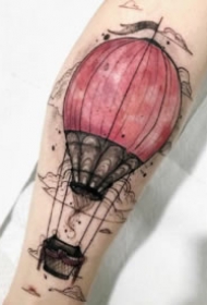 热气球和灯泡的一组创意纹身图片