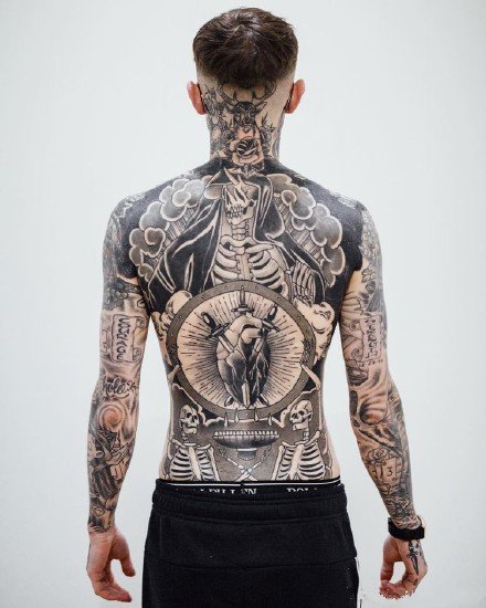 点击大图看下一张：暗黑满背纹身 超酷的暗黑9款大满背纹身素材