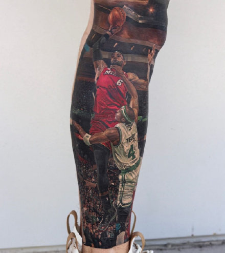 点击大图看下一张：詹姆斯纹身 nba球星詹姆斯的真爱铁粉纹身作品