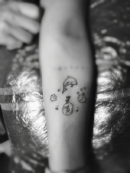 点击大图看下一张：景德镇纹身 江西景德镇有色纹身工作室的纹身作品
