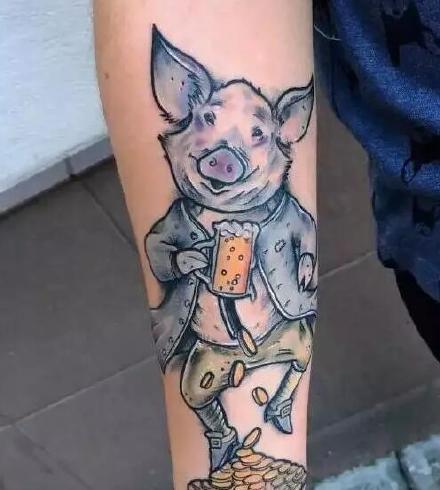 点击大图看下一张：小猪纹身 很可爱的一组小猪题材的纹身图案
