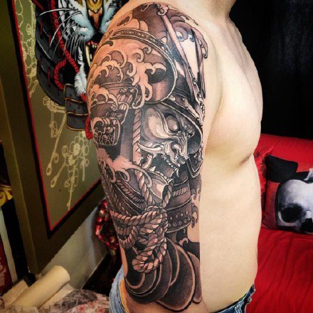 点击大图看下一张：鬼武士纹身 包臂包腿的一组创意武士纹身图案