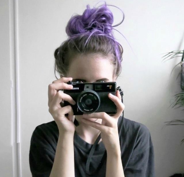 点击大图看下一张：一组超美的紫色发色图片