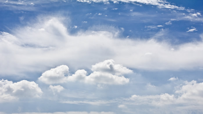 点击大图看下一张：一组蓝天白云的美景图片欣赏