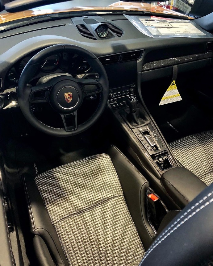 点击大图看下一张：帅气奢华的保时捷911 Speedster