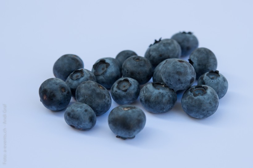 点击大图看下一张：新鲜美味的蓝莓图片欣赏