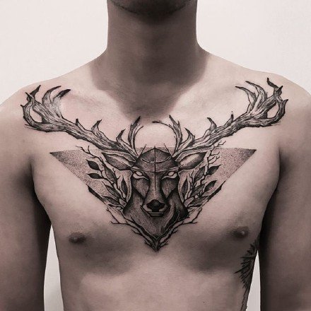 点击大图看下一张：鹿头纹身 9款花胸鹿头等鹿纹身图片