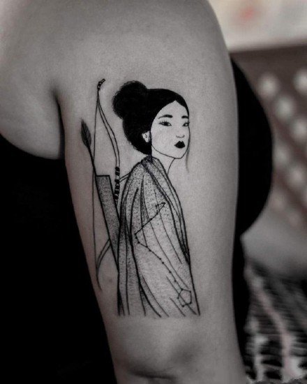 点击大图看下一张：仕女纹身 艺妓仕女主题的9款纹身作品图案