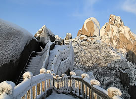 安徽天柱山雪景图片