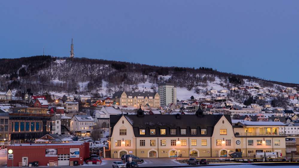 点击大图看下一张：优美挪威小镇风景图片