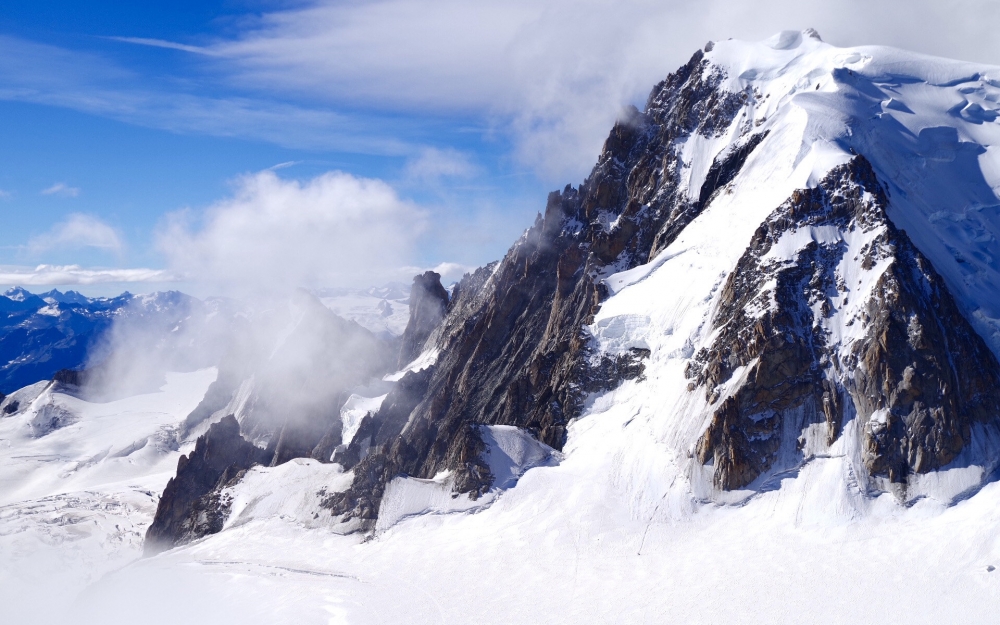 点击大图看下一张：阿尔卑斯山最高峰白朗峰
