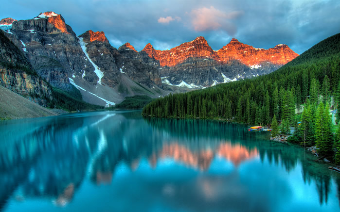 点击大图看下一张：静谧唯美的湖泊风景图片桌面壁纸
