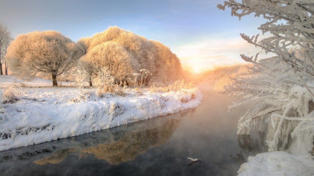 点击大图看下一张：迷人冬季雪景壁纸图片