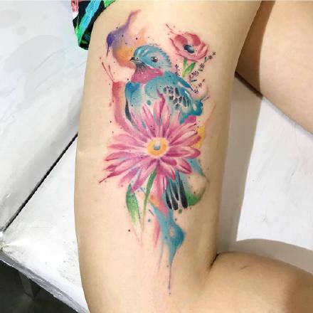 点击大图看下一张：小臂水彩纹身 胳膊小手臂上漂亮的9款水彩纹身作品