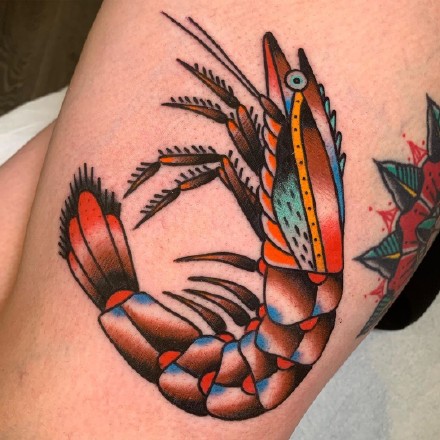 点击大图看下一张：龙虾主题的一组虾纹身作品图片
