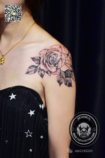 点击大图看下一张：一组女生素花纹身图片 上海纹身越域刺青作品