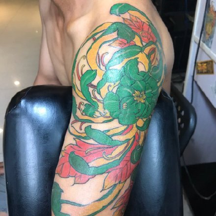 点击大图看下一张：安康纹身 陕西安康南国刺青工作室的几款纹身店作品