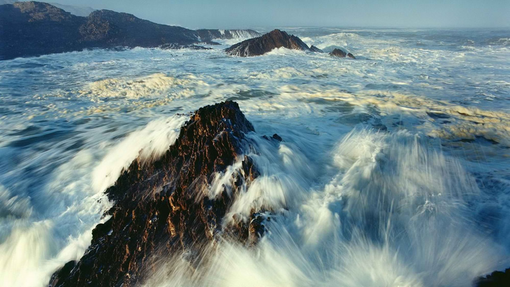 点击大图看下一张：一组生气十足的大海海浪图片